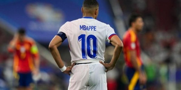 送助攻后陷入迷失 解除封印的姆巴佩没能拯救法国