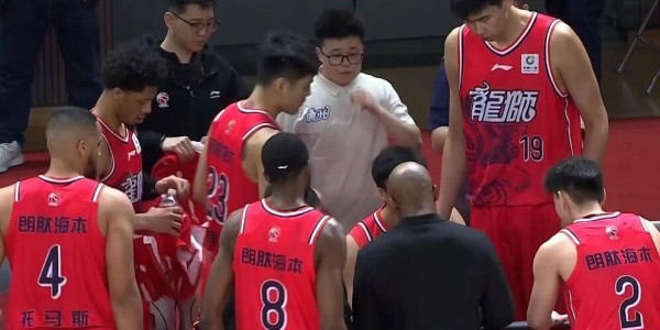 世俱杯竞猜-山东男篮出征，5日对阵广州男篮，高诗岩对位郭艾伦 邱彪剑指四强